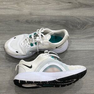 Nike women’s size 8.5 White and Teal Sneakers